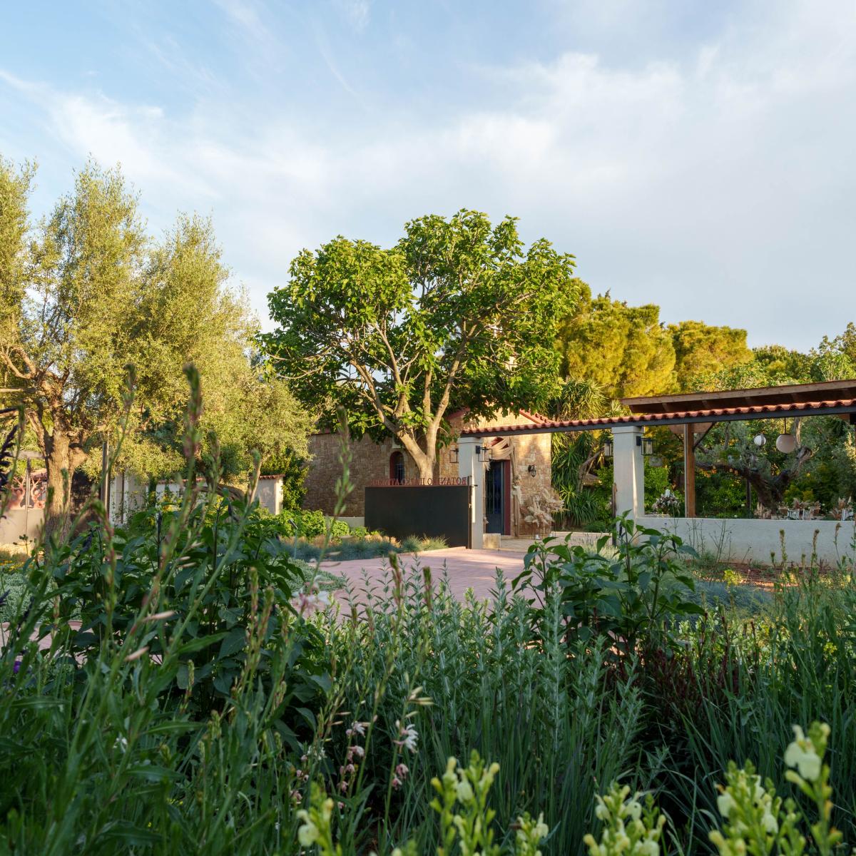 enallaktikos-xoros-ekdiloseon-athina